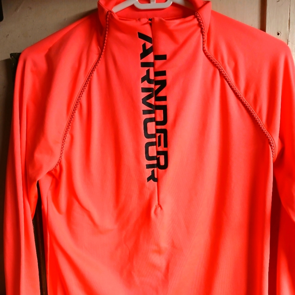 Women's Under Armor Running Shirt, long sleeve pink size small